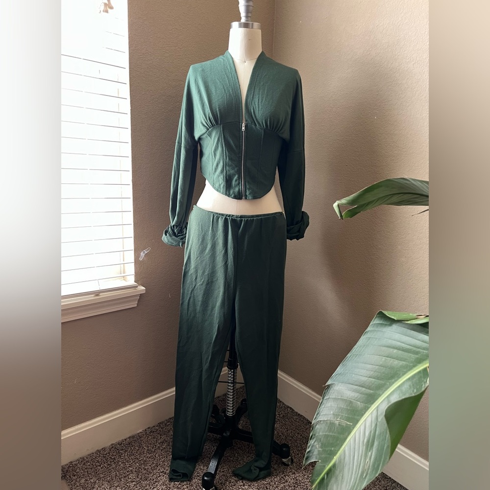 Charlotte rouge green two-piece set